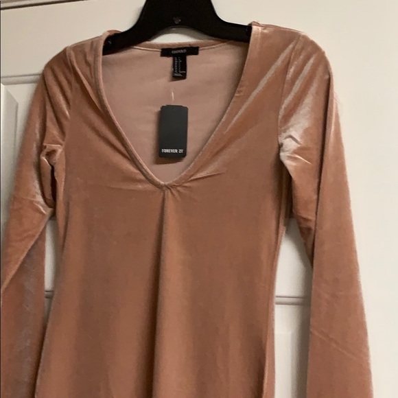 NWT velvet v neck mini dress - Picture 2 of 3